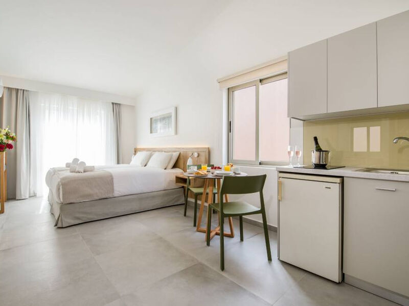 Lotus Hotel Apartments