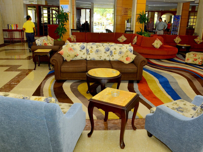 Aparthotel Manos Palace