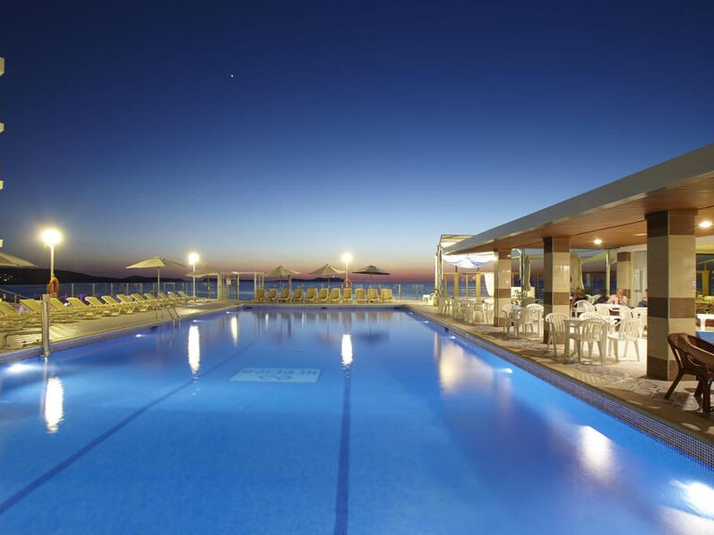 Aparthotel Nereida