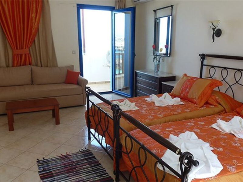 Aparthotel Potali Bay