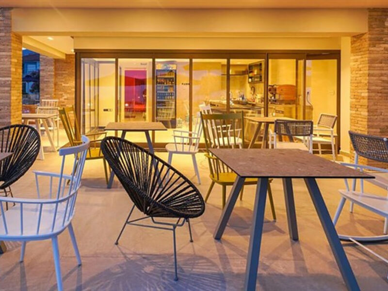 Reverie Suites