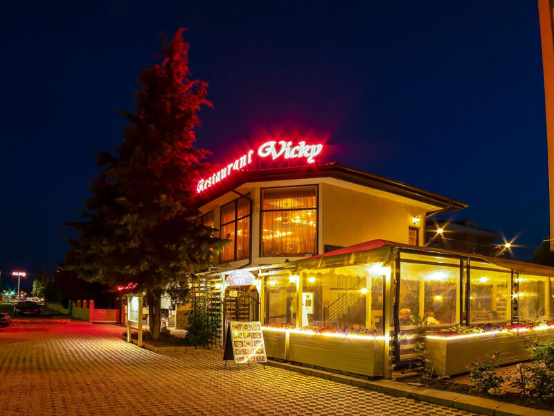 Hotel Rose Village
