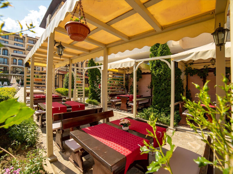 Hotel Rose Village