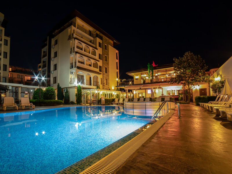 Hotel Rose Village