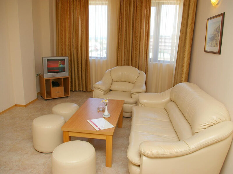 Hotel Rose Village