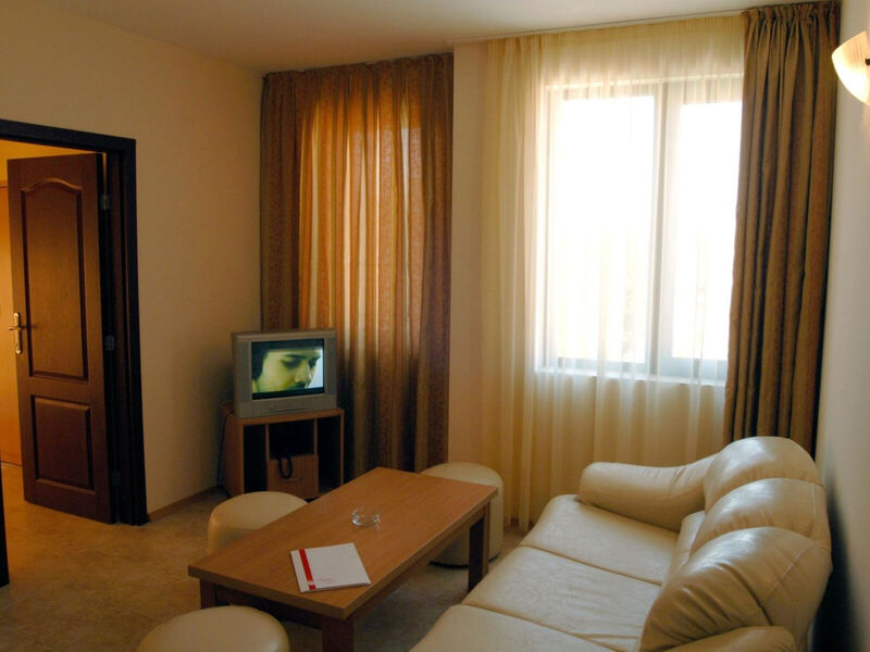 Hotel Rose Village