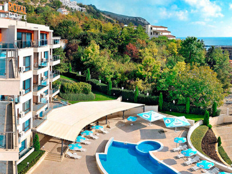 Royal Cove