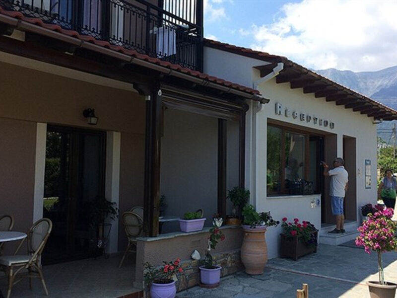 Aparthotel Semeli