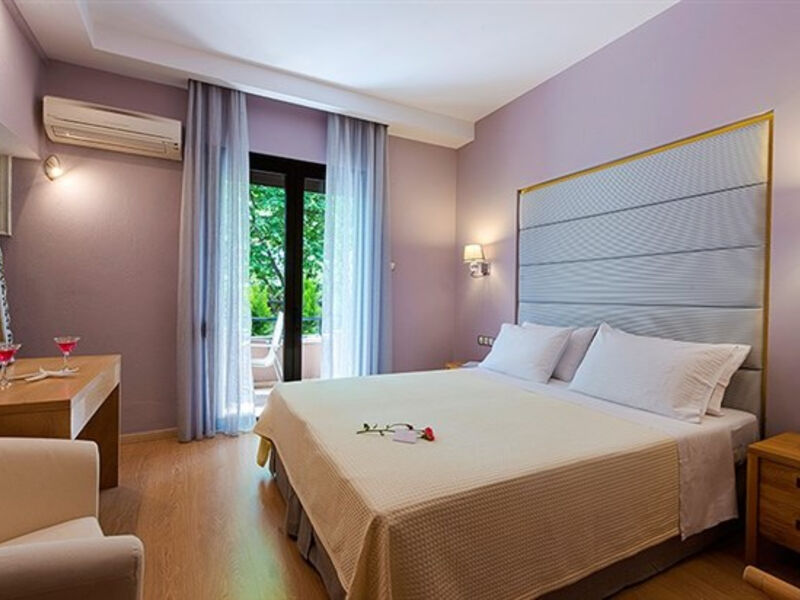 Aparthotel Semeli