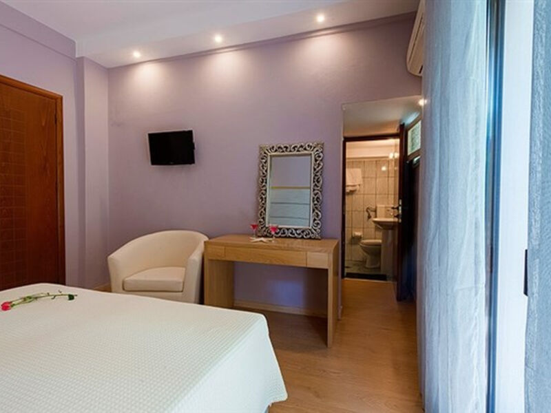 Aparthotel Semeli
