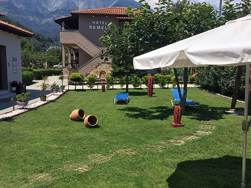 Aparthotel Semeli