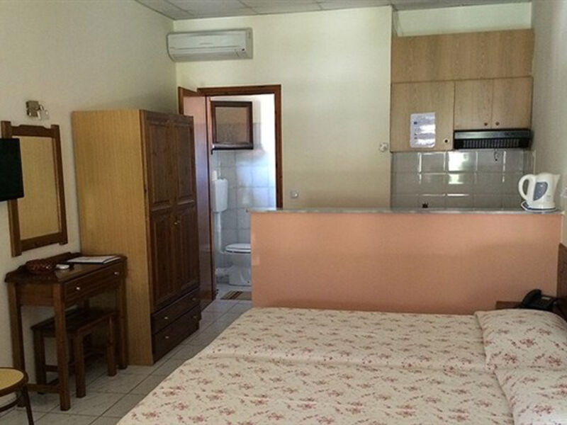 Aparthotel Semeli