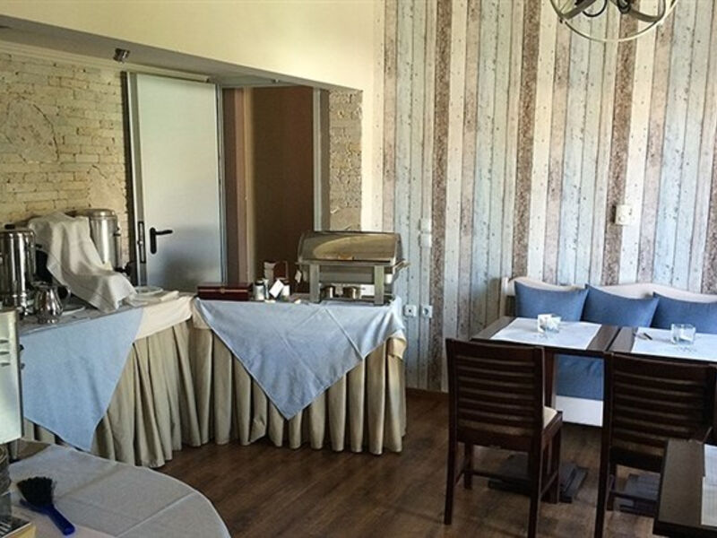Aparthotel Semeli