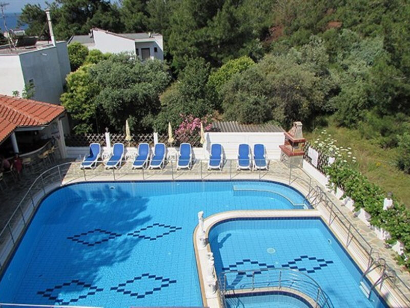Aparthotel Sirines