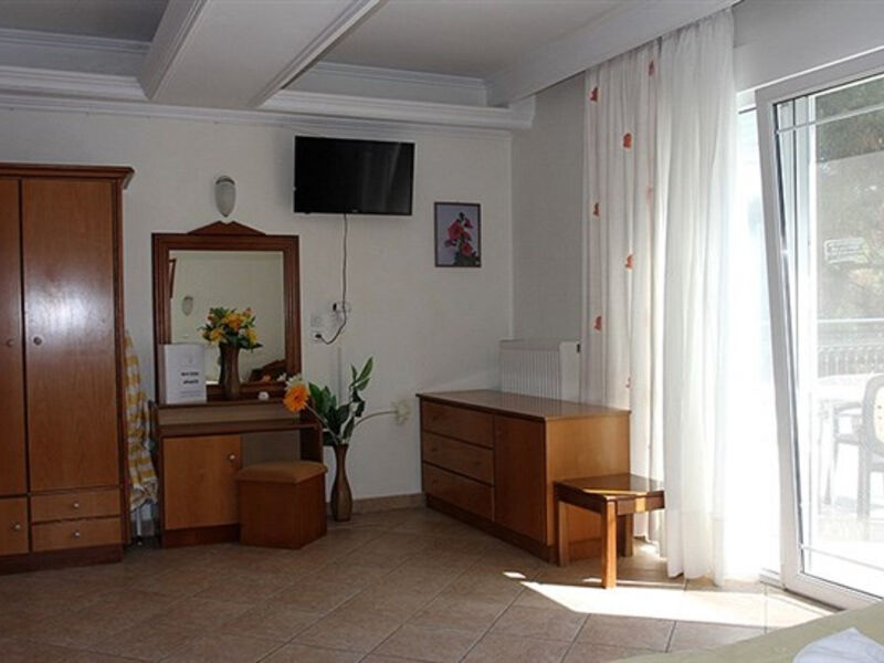 Aparthotel Sirines