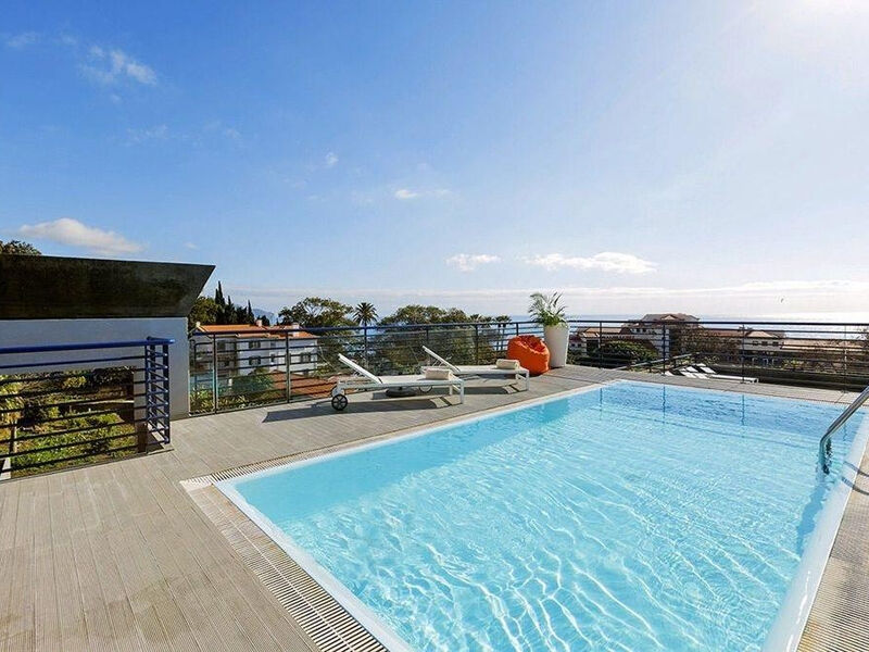 Terrace Mar