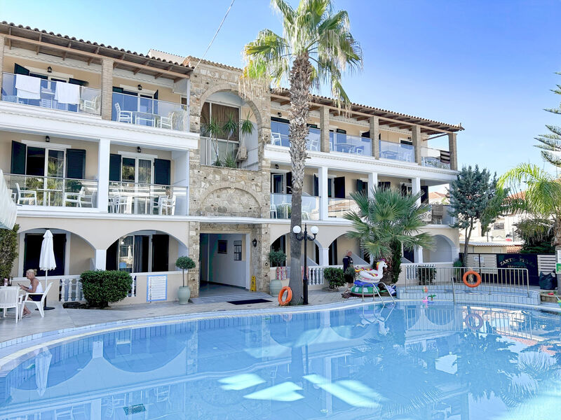 Zante Plaza