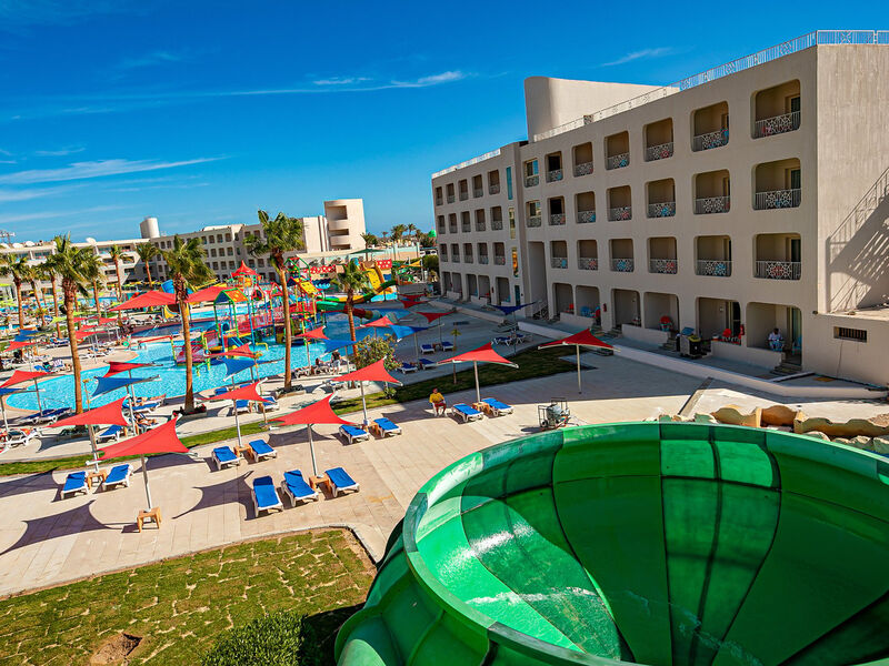 Altinkum Beach