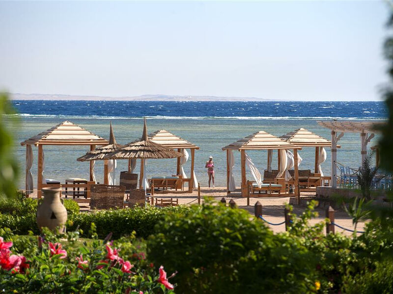 Amwaj Oyoun Resort