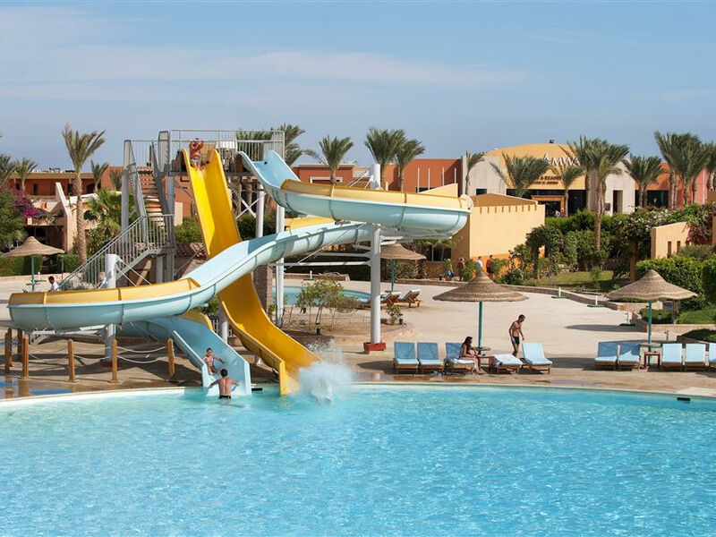 Amwaj Oyoun Resort