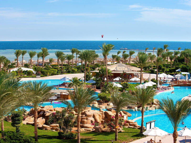 Amwaj Oyoun Resort