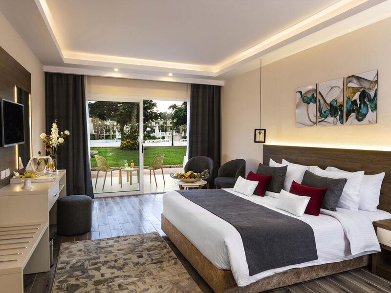 Amwaj Oyoun Resort