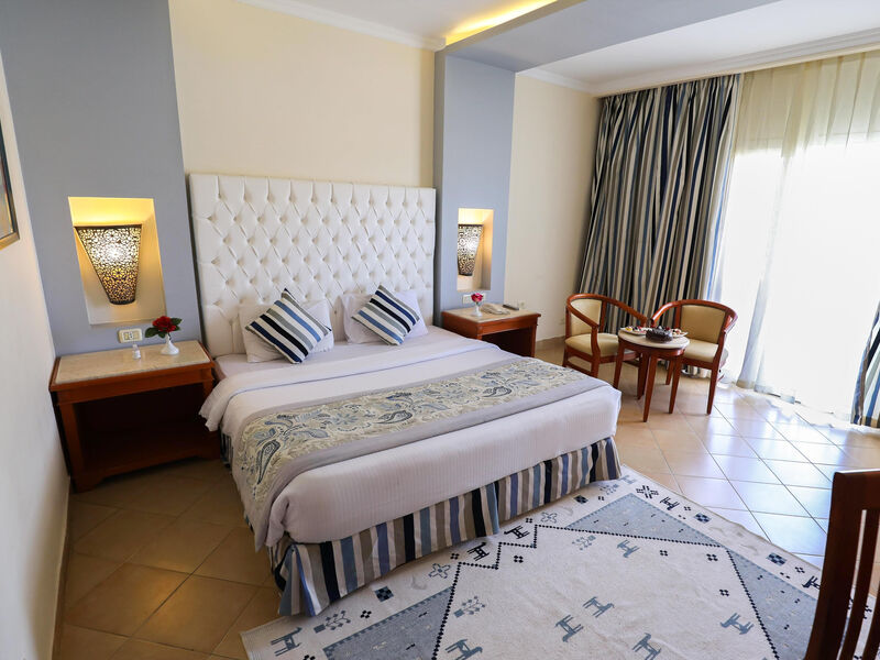 Amwaj Oyoun Resort