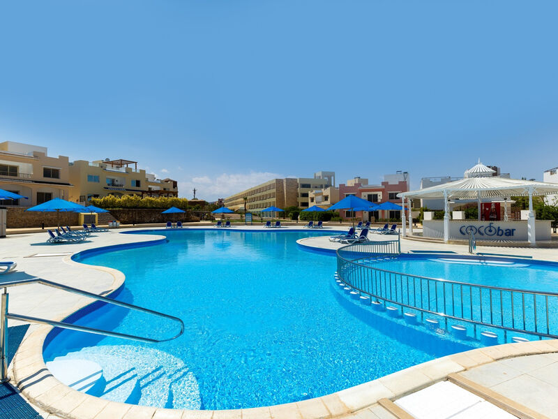 Amwaj Oyoun Resort