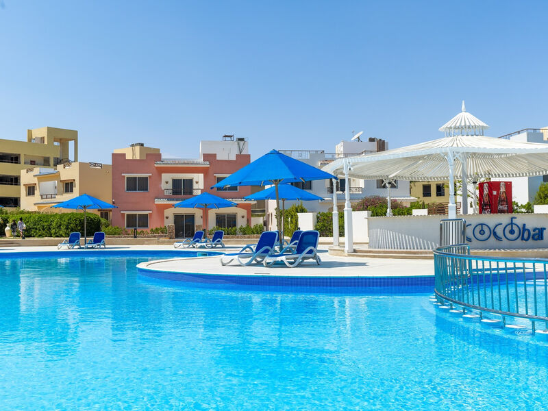 Amwaj Oyoun Resort