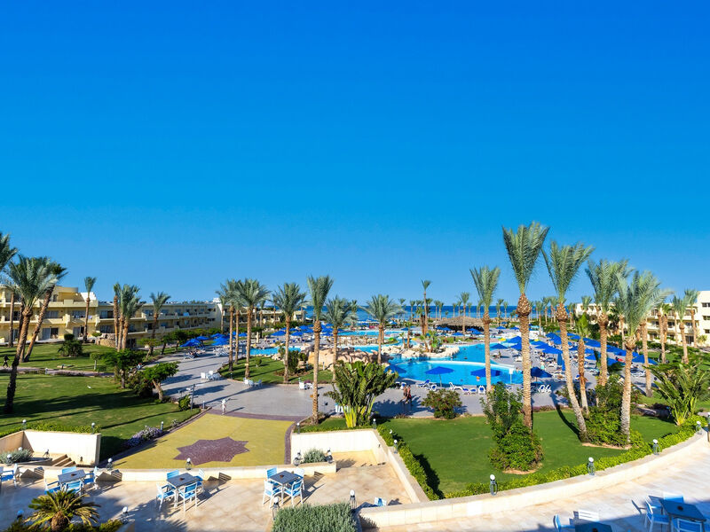 Amwaj Oyoun Resort