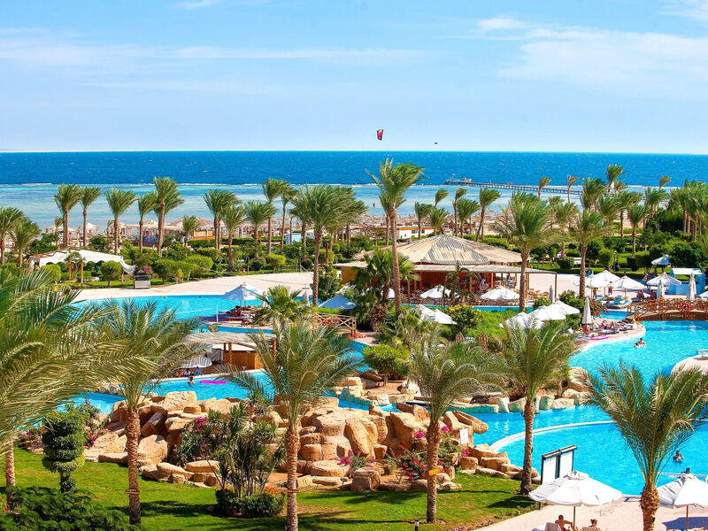 Amwaj Oyoun Resort