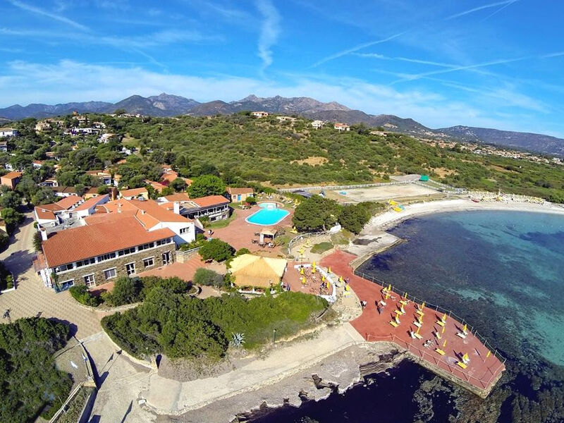 Bungalow Club Village