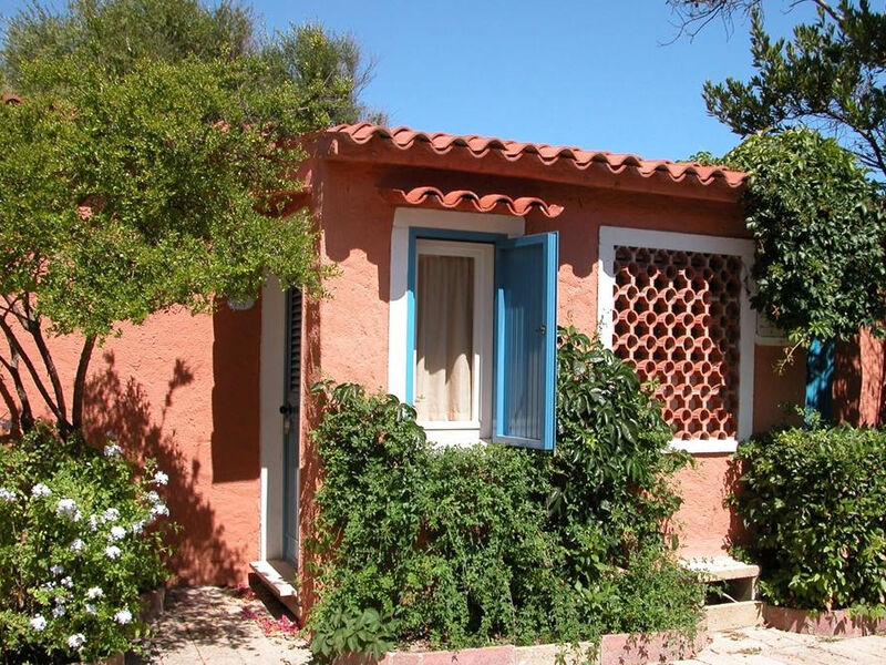 Bungalow Club Village