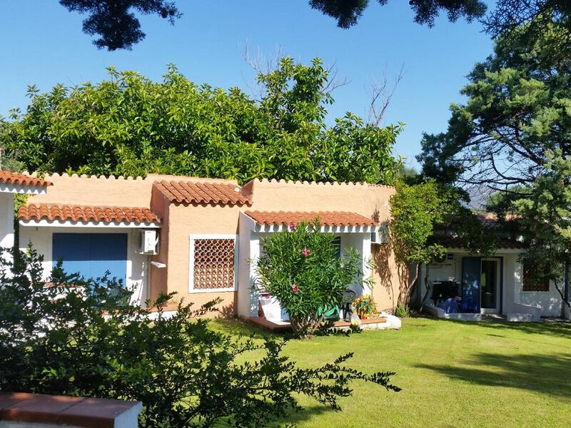 Bungalow Club Village