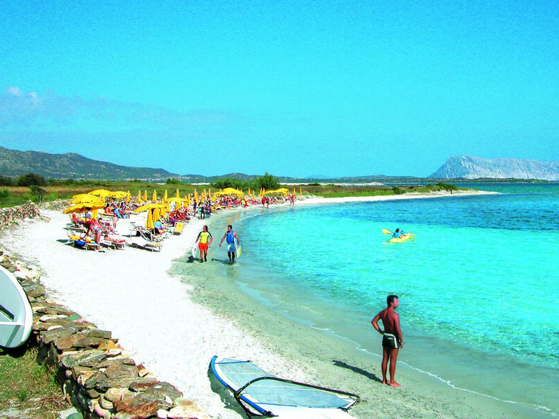 Bungalow Club Village
