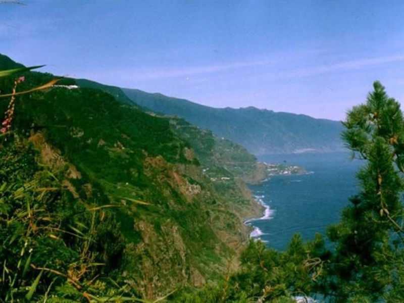 Cabanas de Sao Jorge Vilage