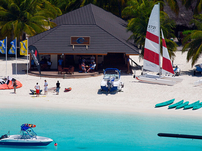 Kuredu Island Resort & Spa