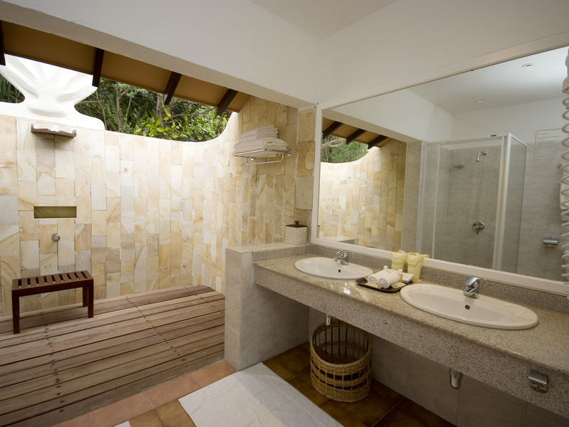 Meedhupparu Island Resort