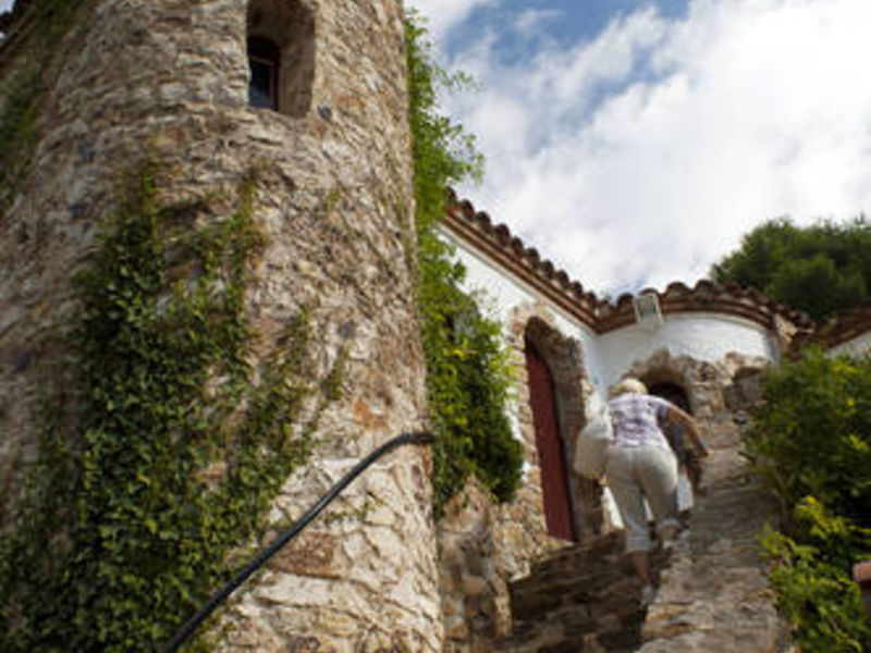 Tossa Village