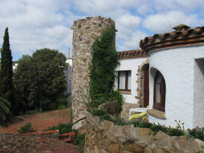Tossa Village