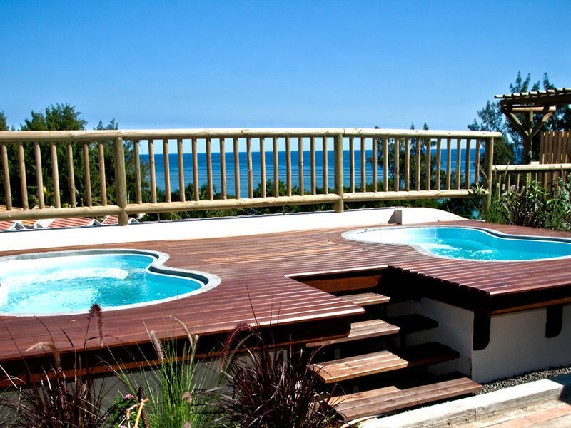 Aanari Hotel & Spa