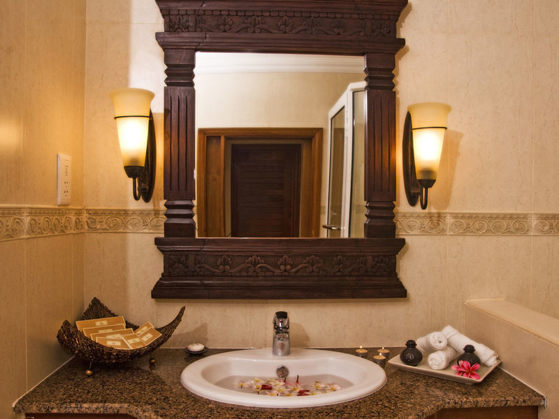 Aanari Hotel & Spa