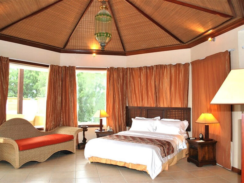 Aanari Hotel & Spa