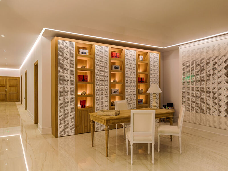 Abaton Island Resort & Spa 