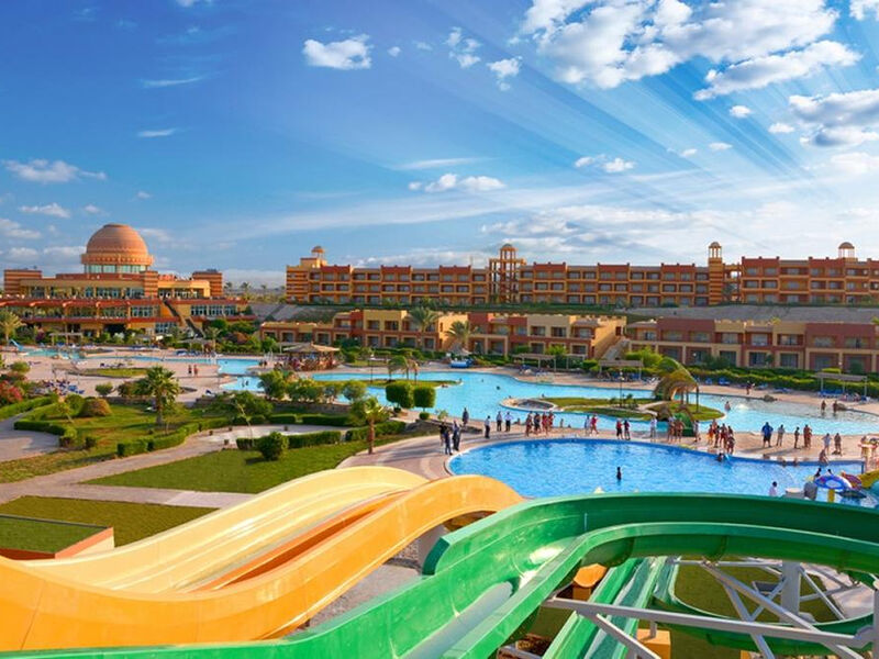 Abu Dabbab Beach & Resort