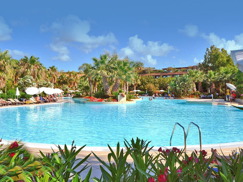 Acacia Resort
