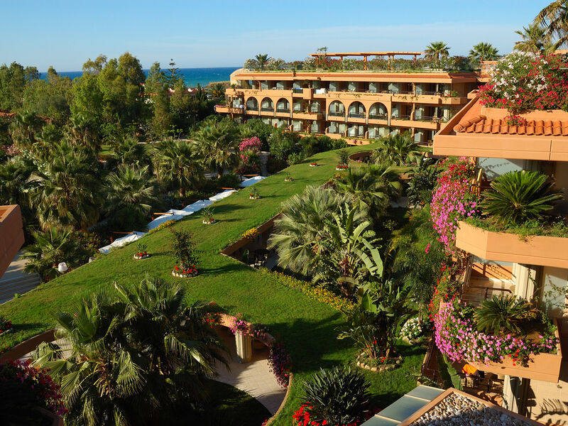 Acacia Resort