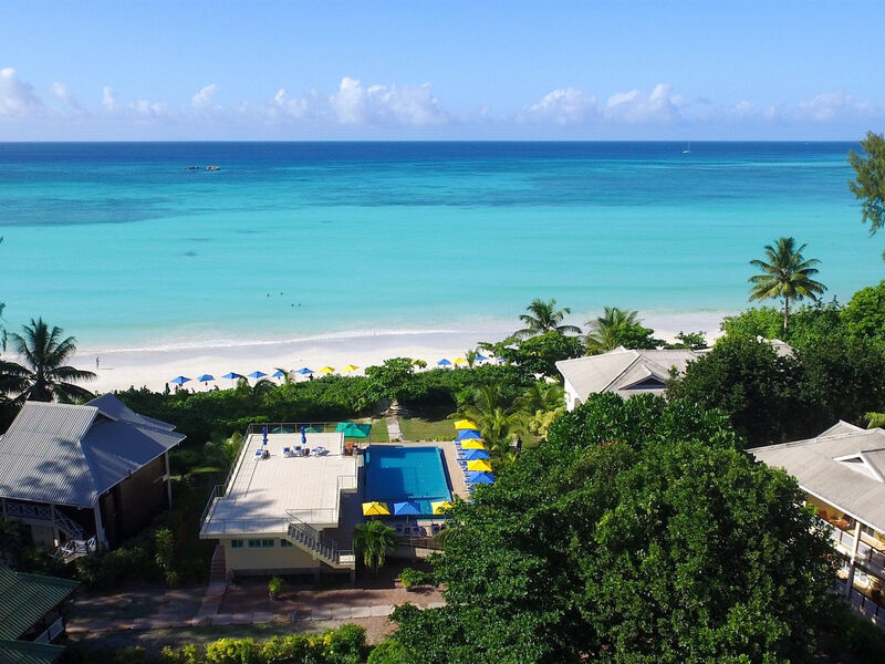 Acajou Beach Resort