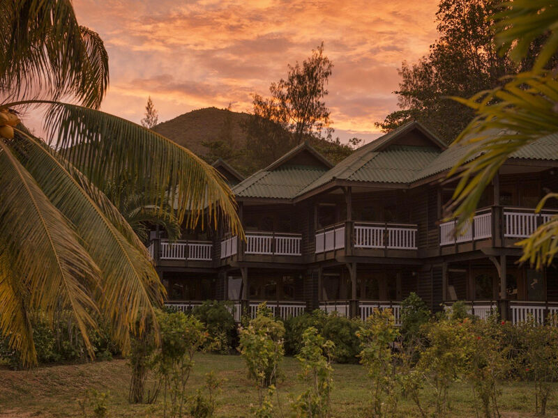 Acajou Beach Resort