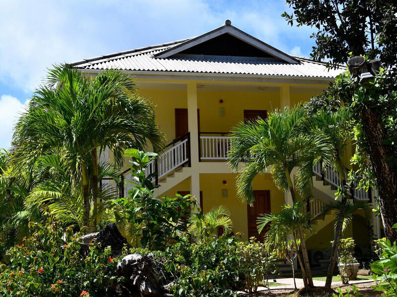 Acajou Beach Resort